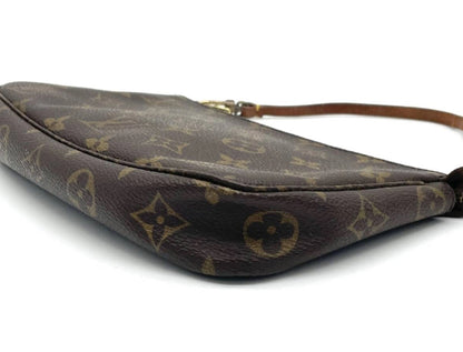 Louis Vuttion Pochette