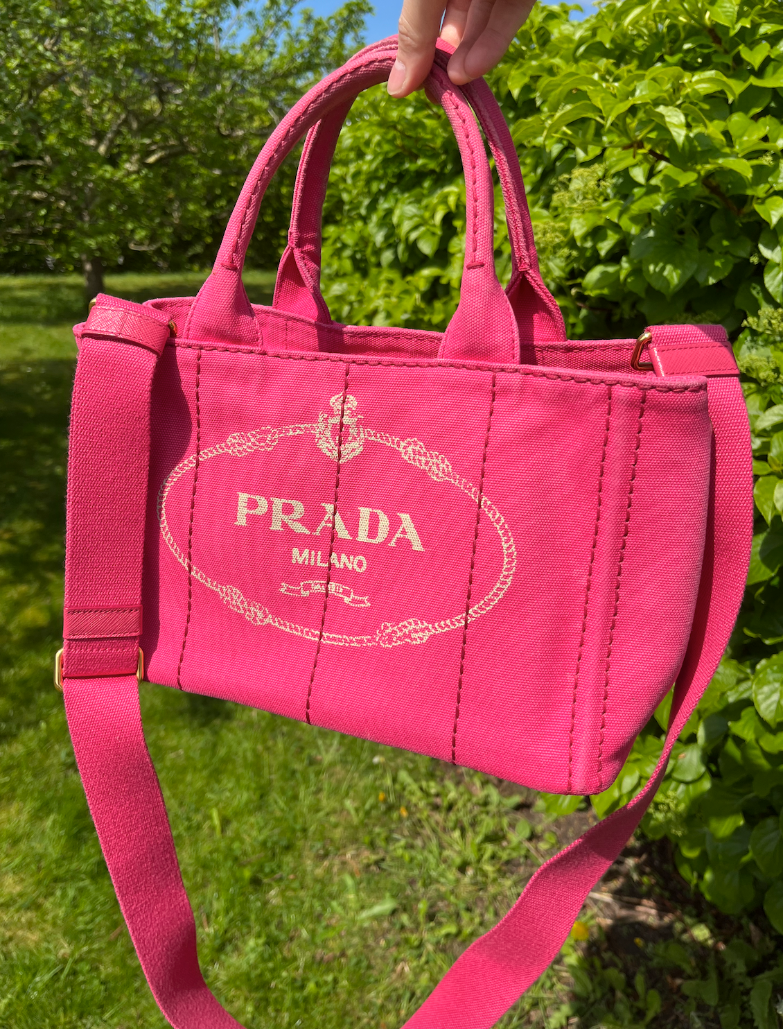 Prada Canapa